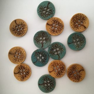 Wooden Tree 17mm Buttons