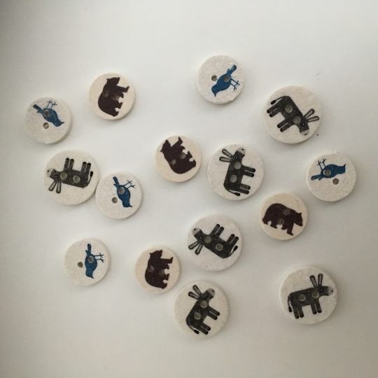 Cocoshell animal buttons