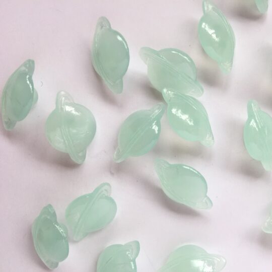Glow in the dark planet buttons 18mm